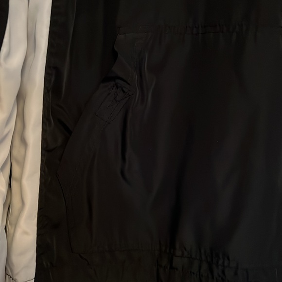 Forever 21 Pullover - Picture 8 of 10